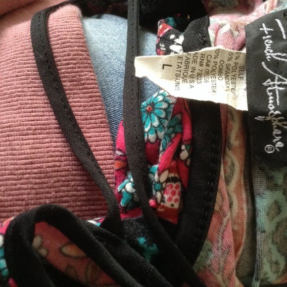 Cute slant dress - Picture 3 of 4